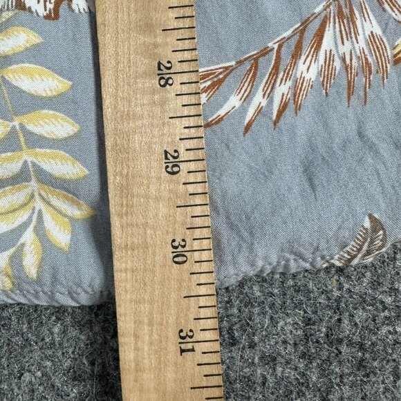 Rhythm Shirt XL Blue Floral Print All Over Short Sleeve 100% Rayon Huckberry - Picture 4 of 5
